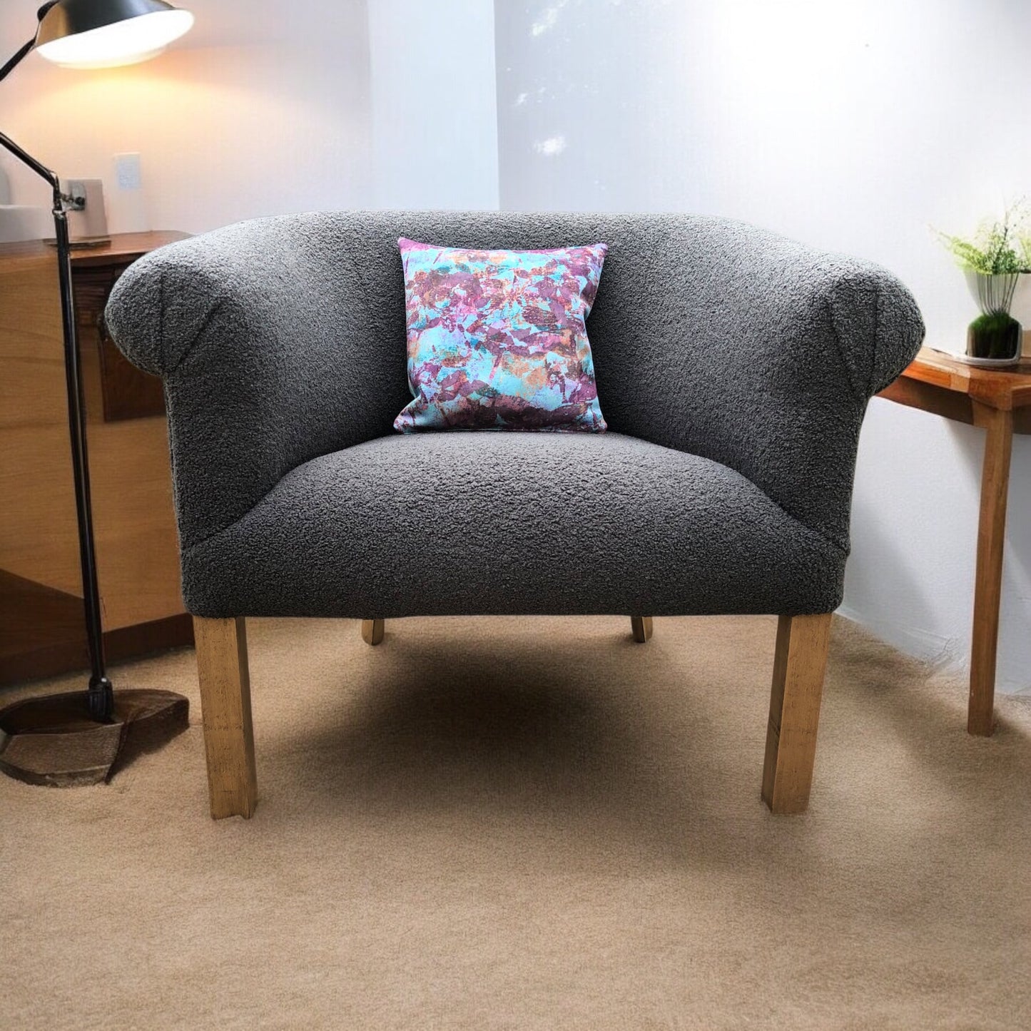 Wilderness curved Chair
