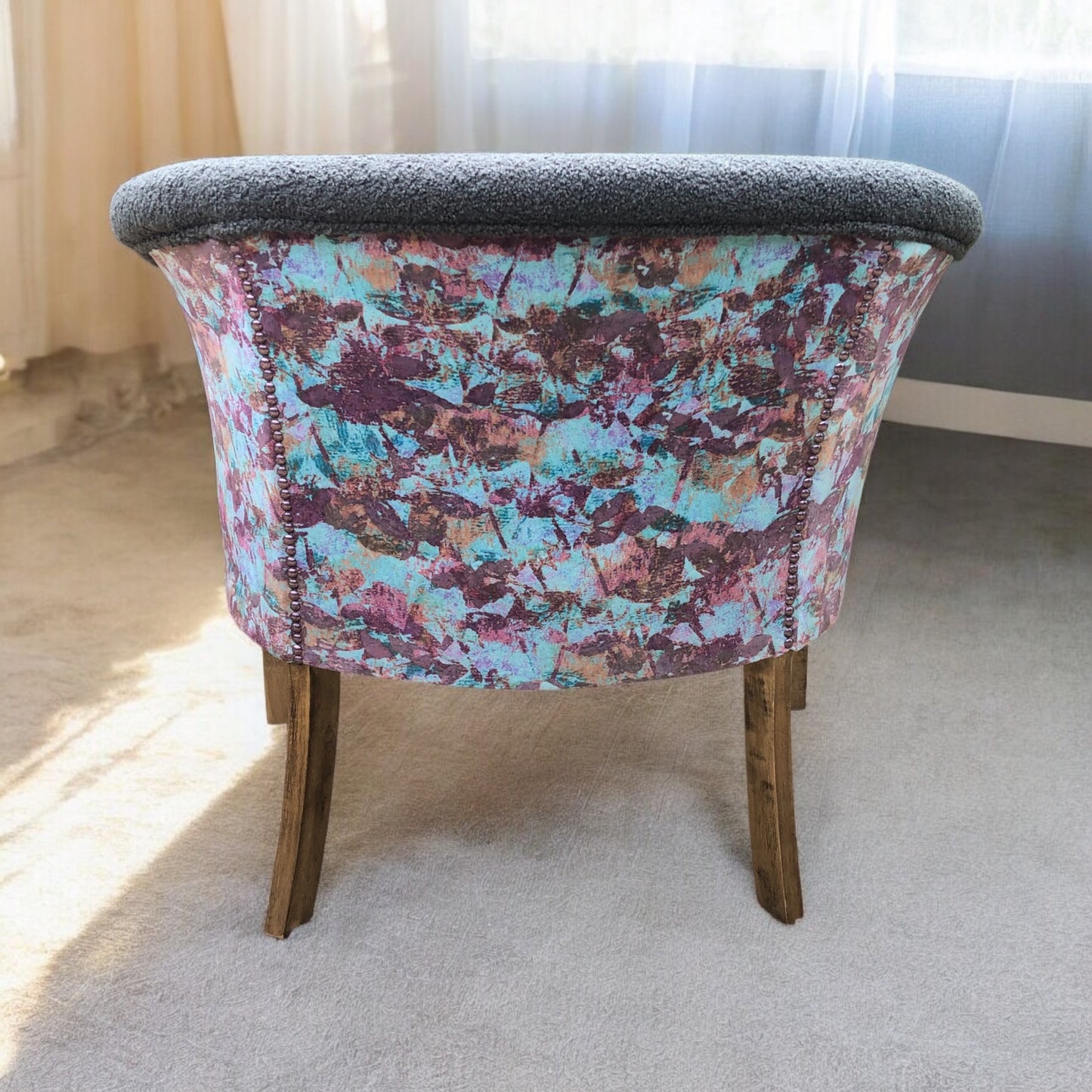 Wilderness curved Chair