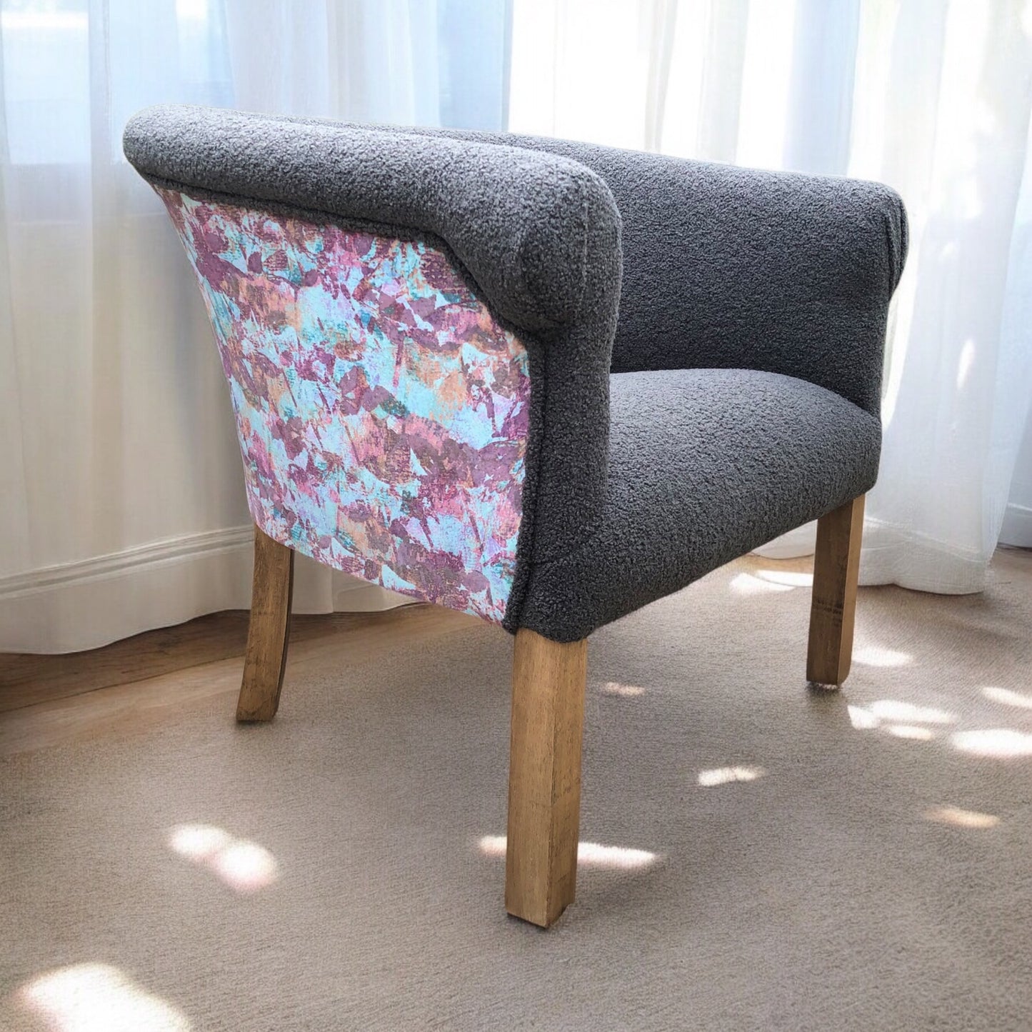 Wilderness curved Chair