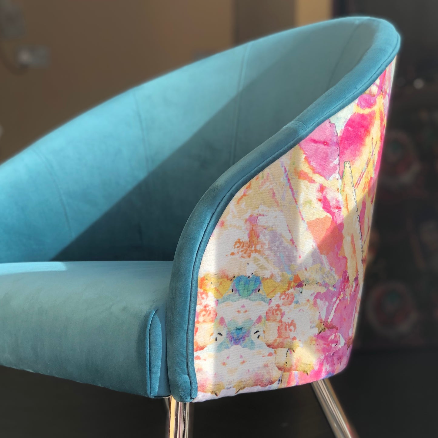 2 x Contemporary Curved Chairs