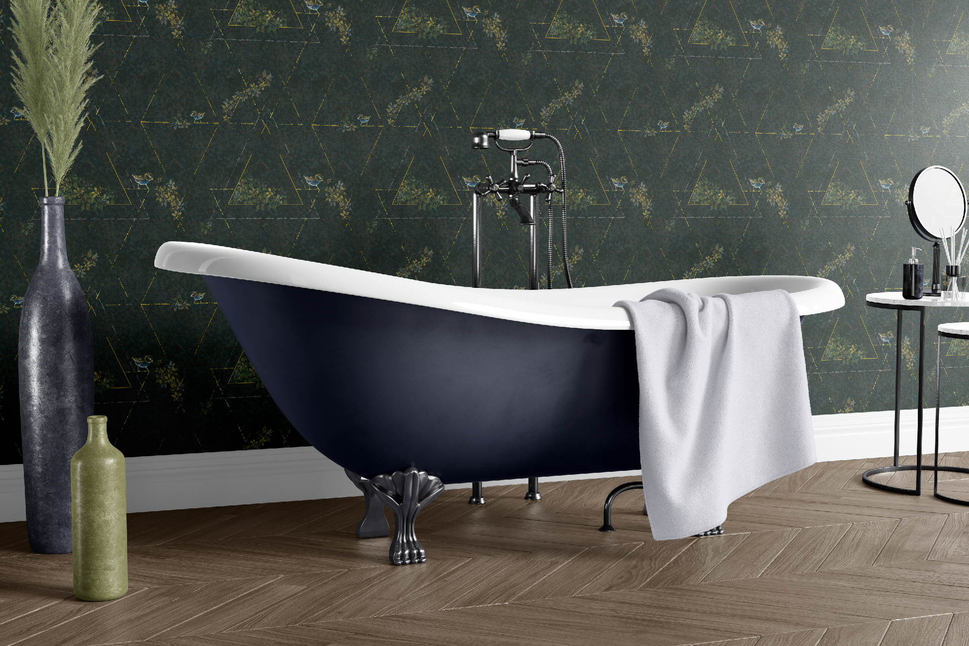 Songbird Wallpaper in Bathroom